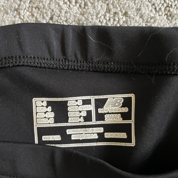 New Balance Workout Shorts - Picture 2 of 3